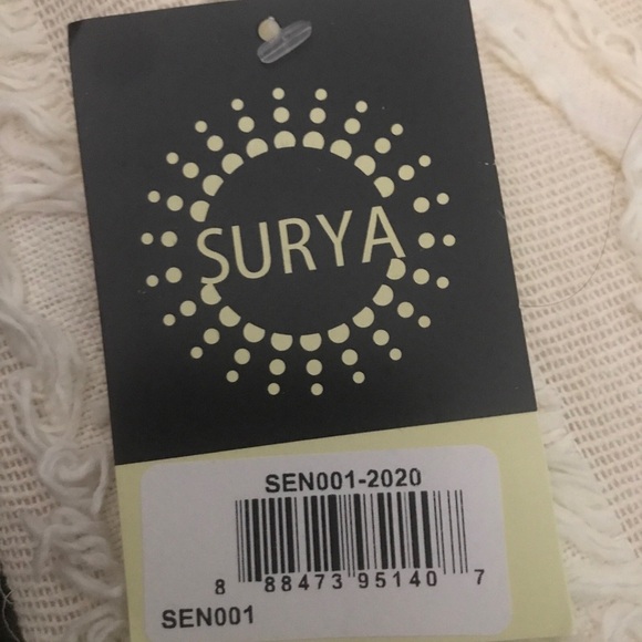 New Surya Sereno 20" x 20" Ivory Pillow Cover SEN001-2020 Tassel Fringe Cushion - Picture 2 of 2